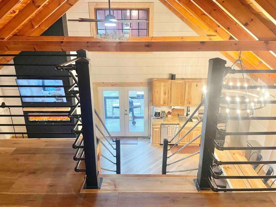 Modern Lake Side Nest• Hotub Fenced Yard King Beds Sevierville Exterior photo
