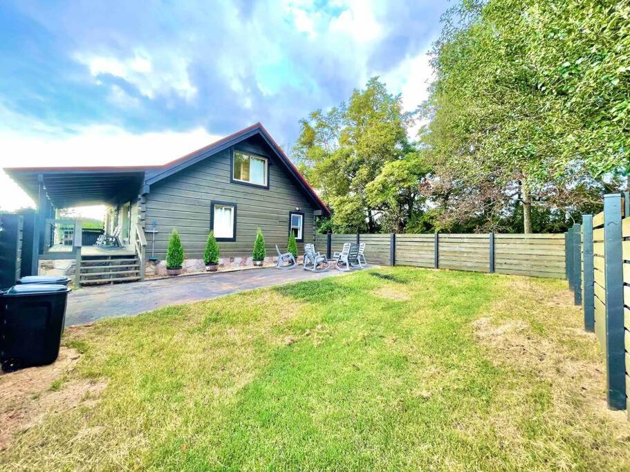 Modern Lake Side Nest• Hotub Fenced Yard King Beds Sevierville Exterior photo