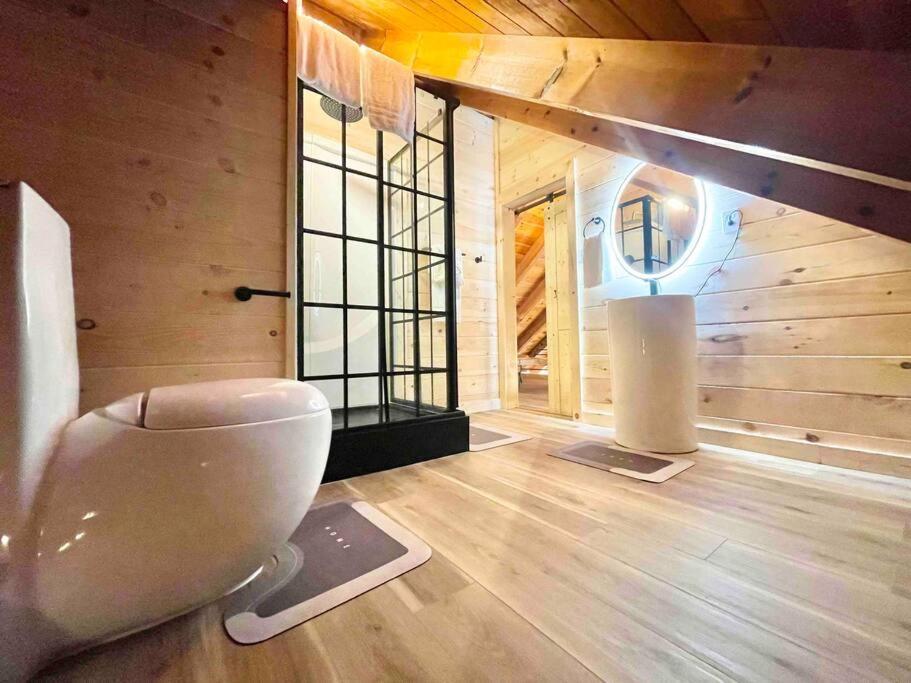 Modern Lake Side Nest• Hotub Fenced Yard King Beds Sevierville Exterior photo